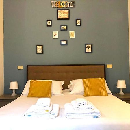 Castel Morrone Apartment Milano Eksteriør billede